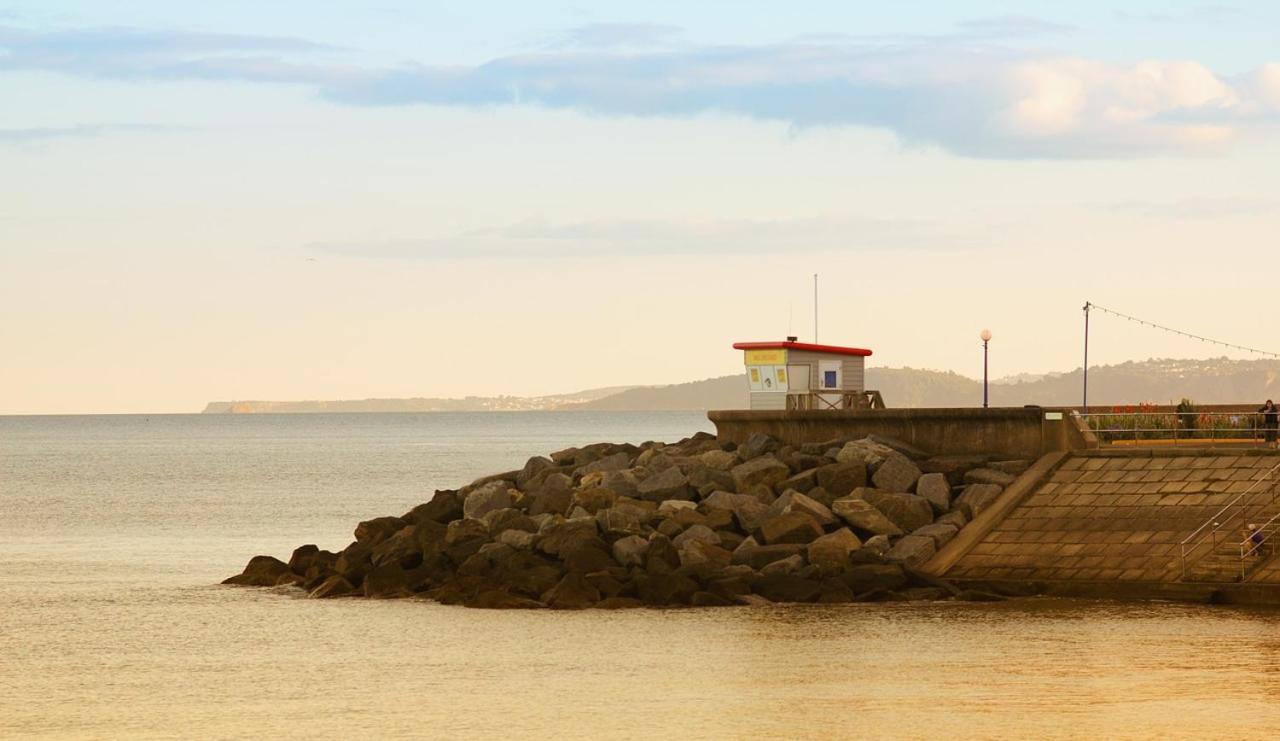 Family Marine Apartment With Sea View Dawlish Exterior foto